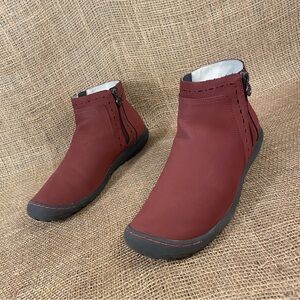 JBU Bootie Boots Ankle Juno Red Zip Up Size 9 M